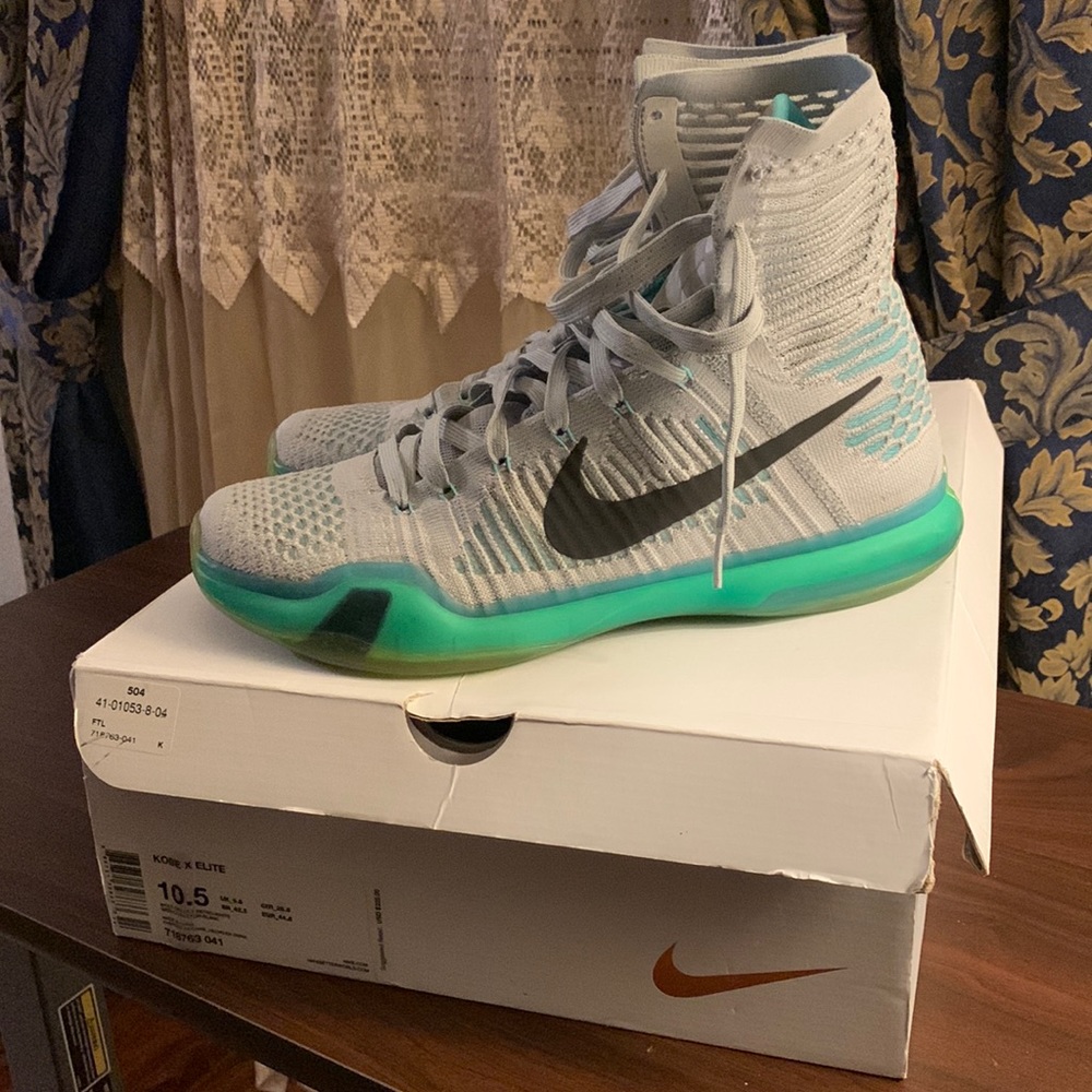 Nike Kobe 10 Elite Elevate size 10.5 men